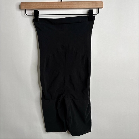 SPANXsculpt™ Seamless Power High-Waisted Mid-Thigh Short Very Black size XL - Picture 5 of 15